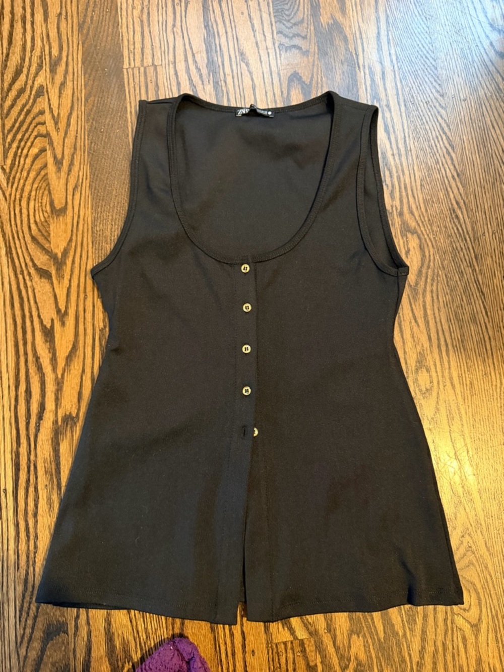 Zara Black Button-Front Sleeveless Tank